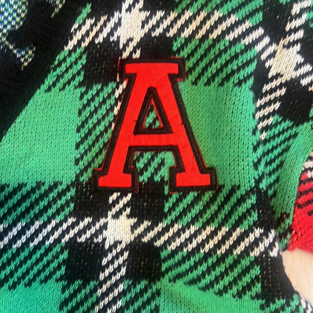 Sweater - Picture 8 of 13